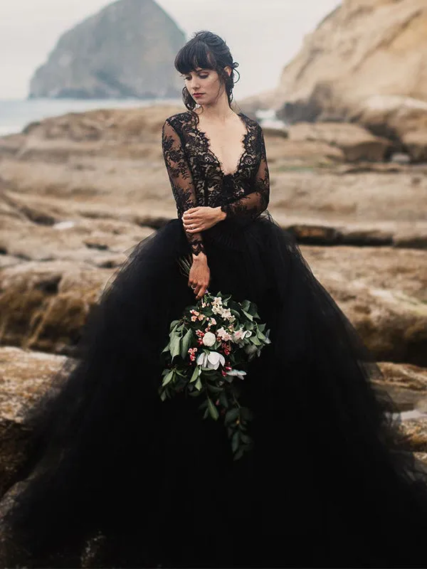 A-line Black Tulle Lace Beach Unique Vintage Wedding Dresses, Bridal Gowns WD090