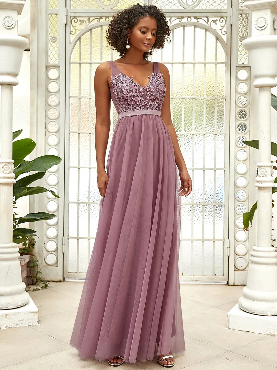 A-Line V-Neck Floral Lace Appliques Wholesale Bridesmaid Dress