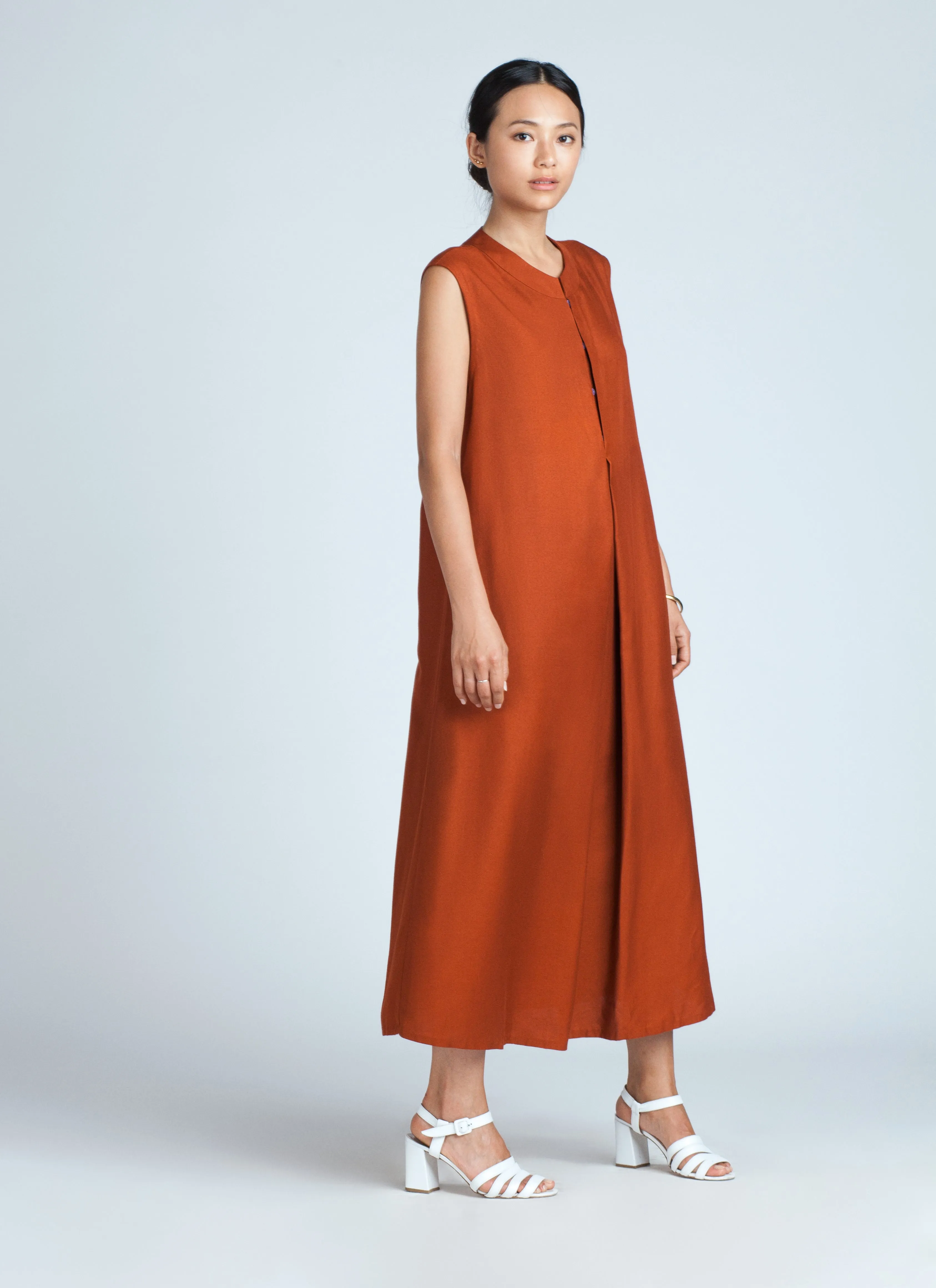 Goby Sleeveless Box Pleated Maxi Dress - Red Regale Orange