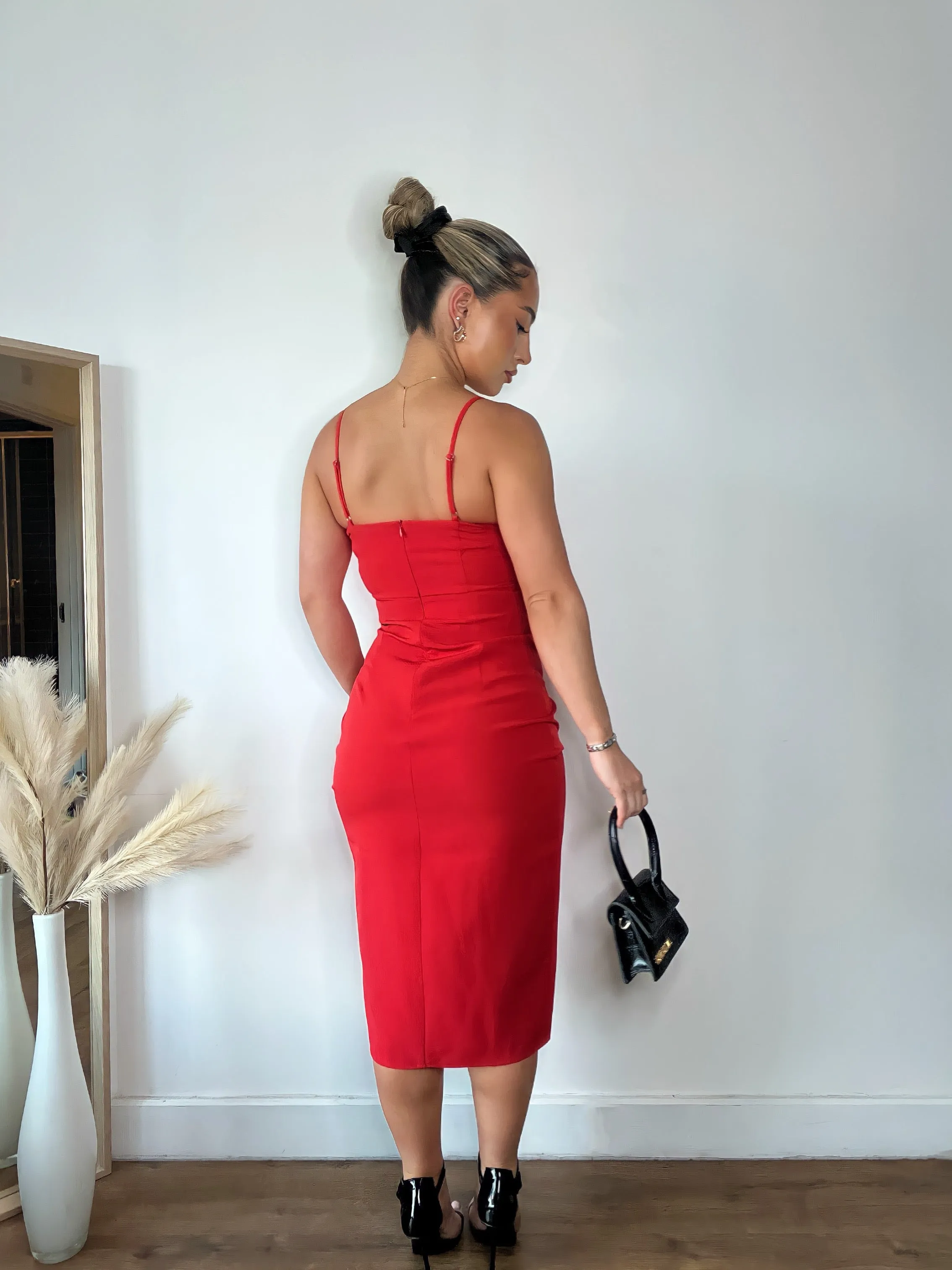 ONLY SLIM SLIT DRESS IN RED