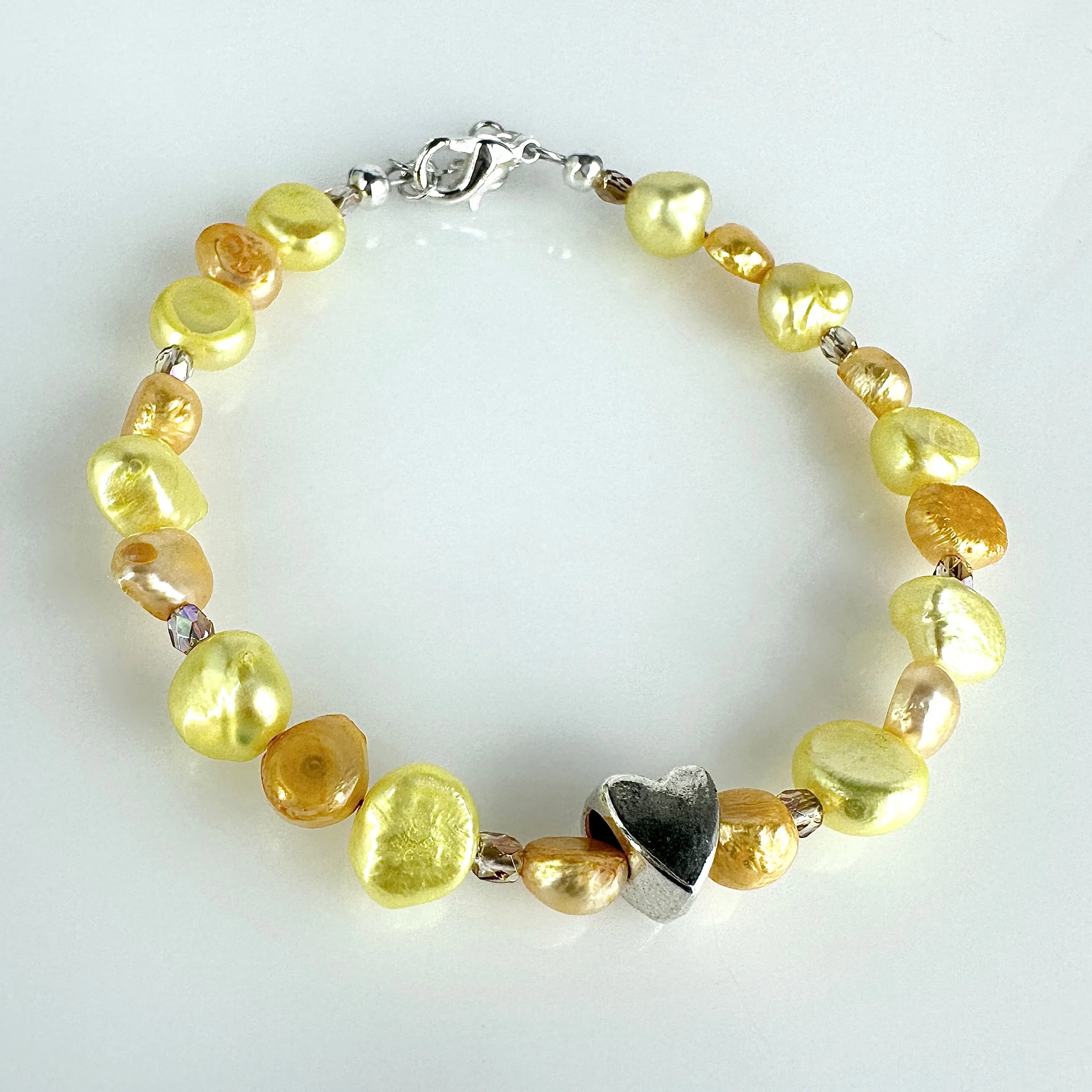 "Pearlz Please" Bracelet (Yellow)